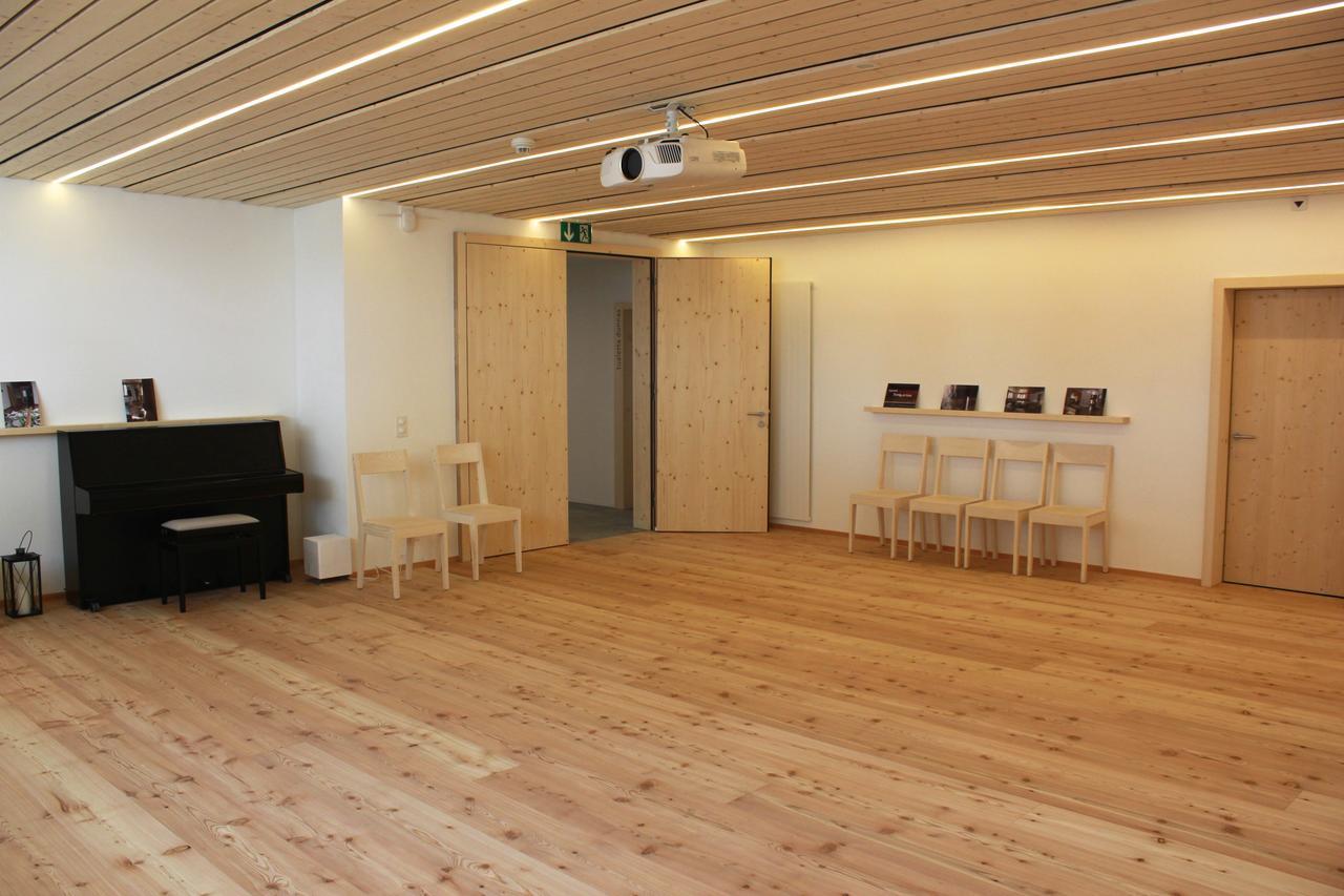 Medelina Hotel Curaglia Eksteriør billede